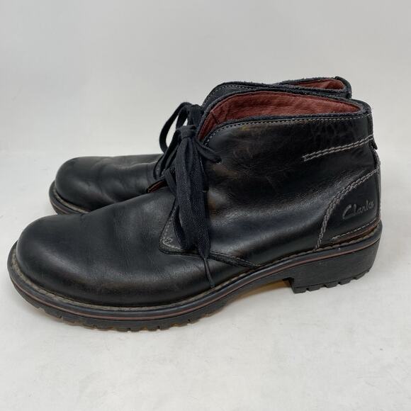 Clarks Chukka Ankle Boots Size 8 Black Leather Rugged Distressed Lug Sole main image 9
